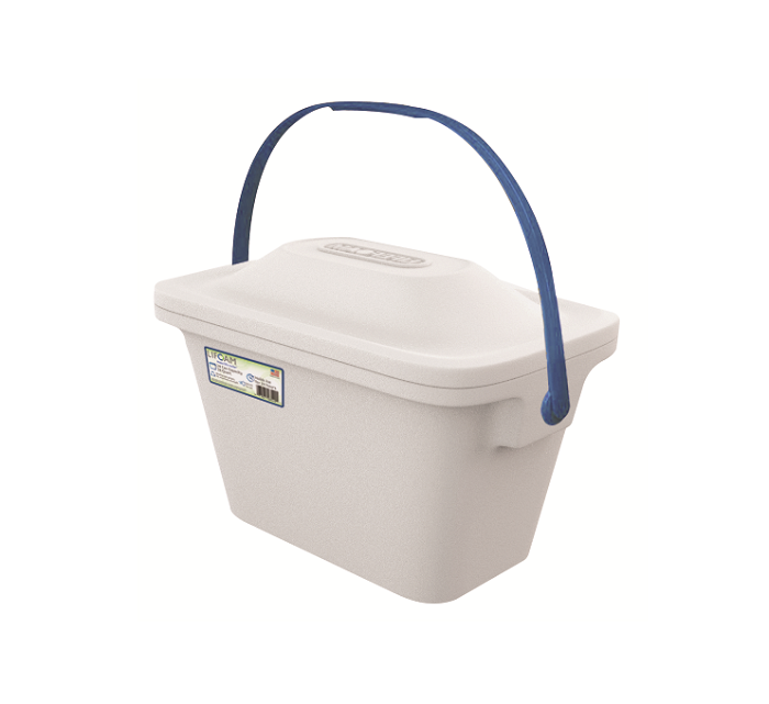Ice chest with flex strap handle 26qt